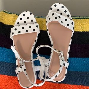 Old Navy Polka dot platform shoes